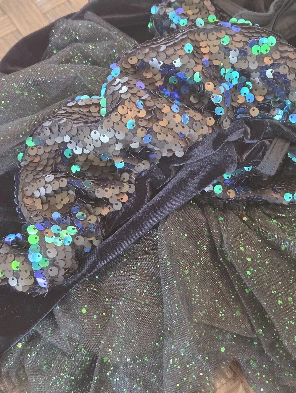 Weissman 8465 A WORLD ALONE Green Sequin Side Bustle Dance Costume Size LC 14